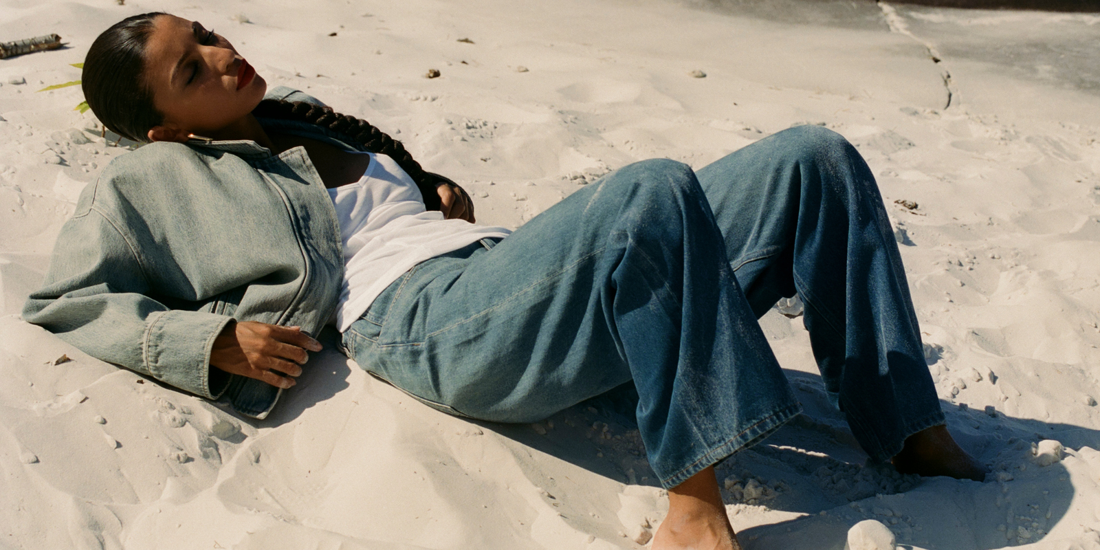 Jeans bleu : comment choisir la bonne teinte ?